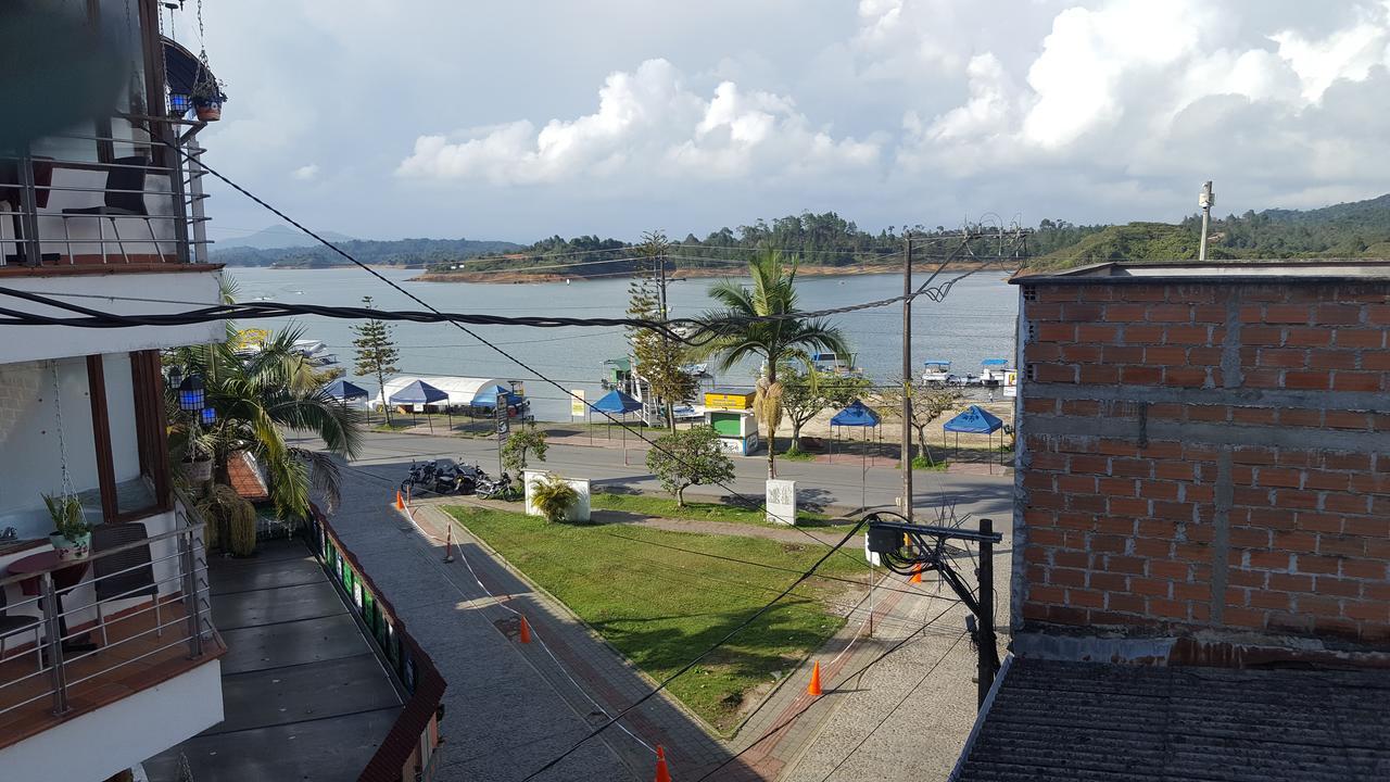 Hospedaje 3 Esquinas Guatapé Exteriér fotografie